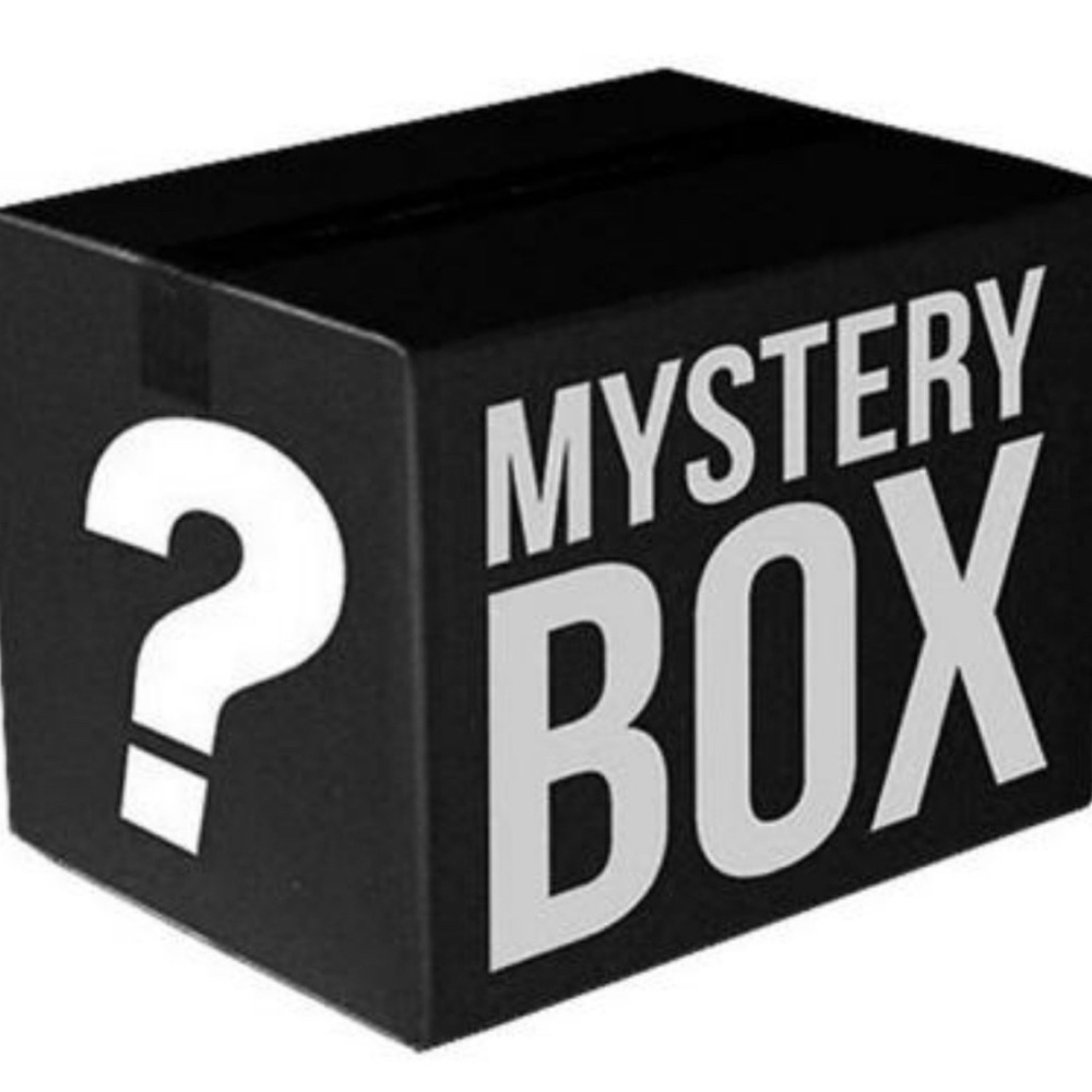 Mystery box of 6 men’s unlisted  items $36.00